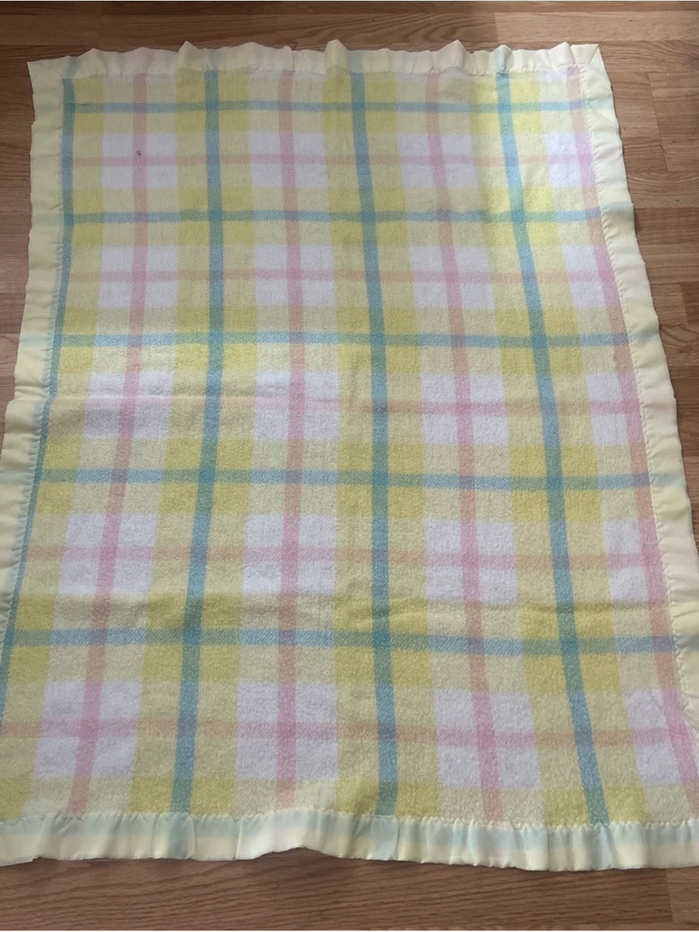 Vintage Chatham Pastel Plaid Unisex Baby Blanket Satin Trim 47" x 35”